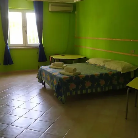La Piccola Scuola