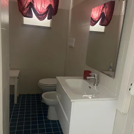 La Piccola Scuola